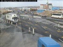 122801_563211000.jpg