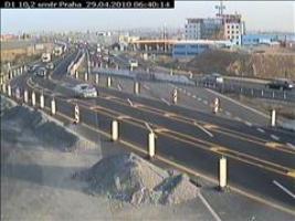 064301_027571000.jpg
